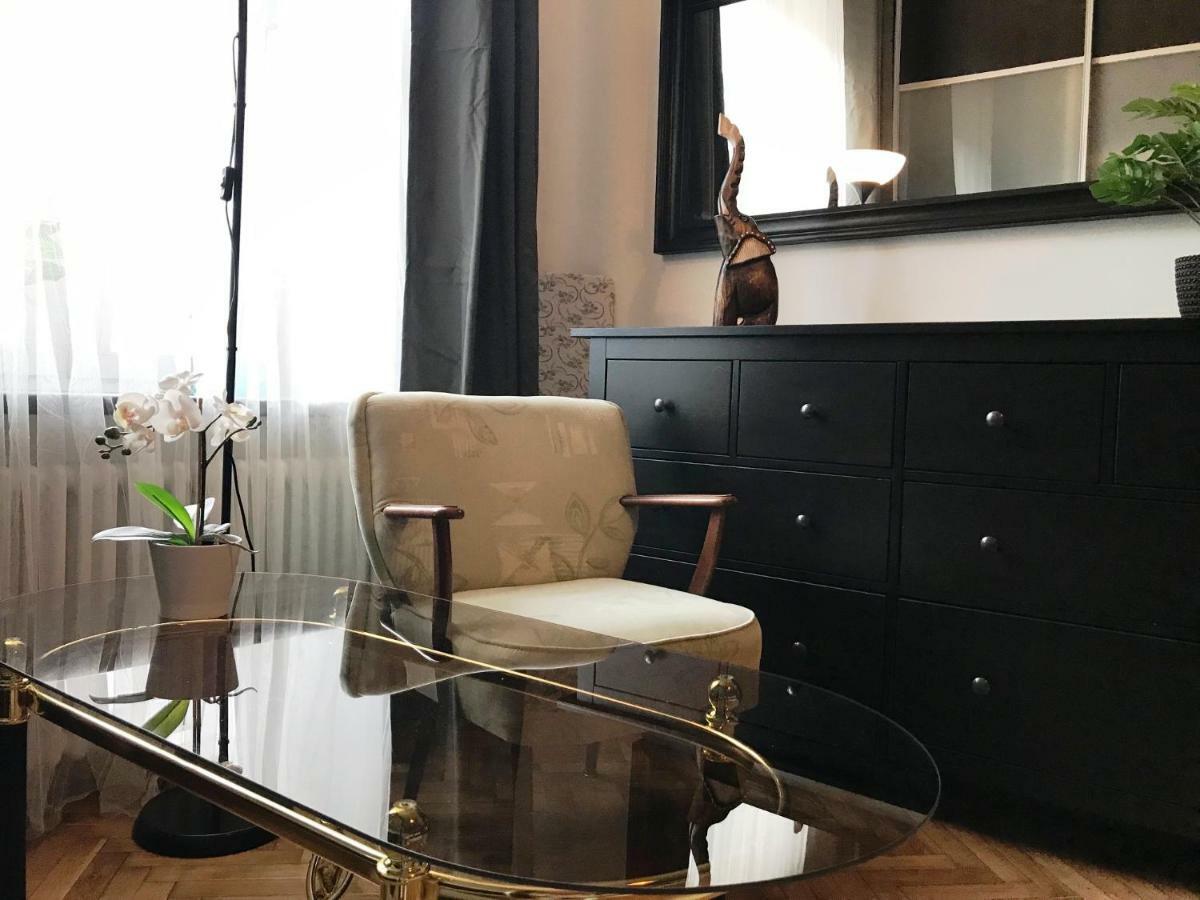 キェルツェApartament "Cleopatra 5" Przy Rynku Z Parkingiem, Faktury Vatアパートメント エクステリア 写真