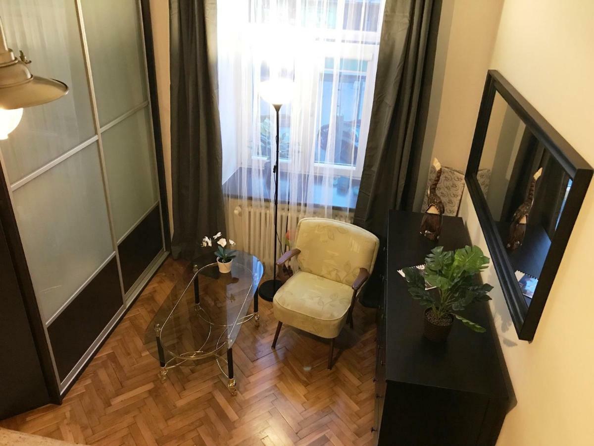 キェルツェApartament "Cleopatra 5" Przy Rynku Z Parkingiem, Faktury Vatアパートメント エクステリア 写真